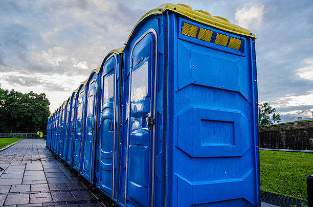 Best Portable restroom trailer rental  in Gleason, TN